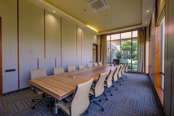 nowal naturecare resort