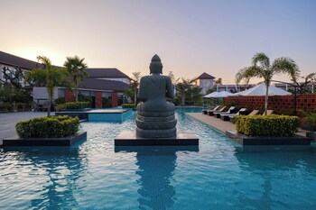 nowal naturecare resort