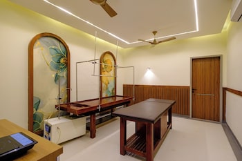nowal naturecare resort