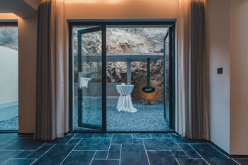 ubaia hotel