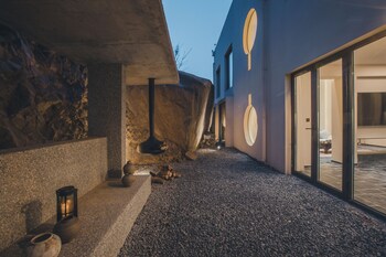 ubaia hotel