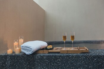 ubaia hotel