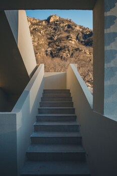 ubaia hotel