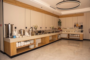 arjan park hotel