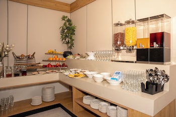 arjan park hotel