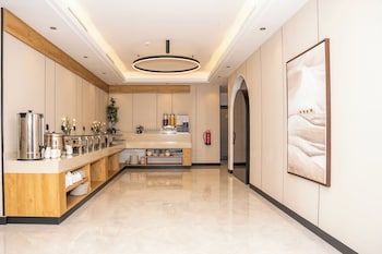 arjan park hotel