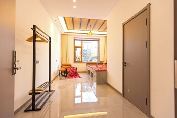 xuegu xuefu lai inn