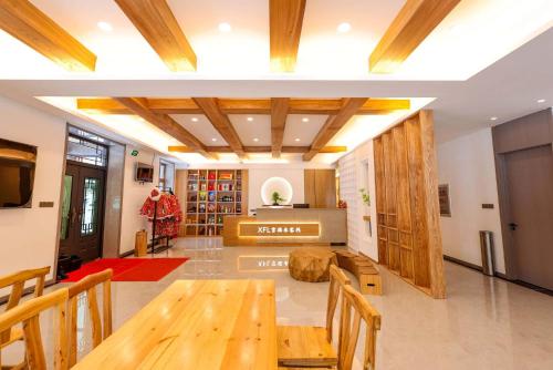 xuegu xuefu lai inn