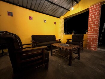 The Tigers Hill Retreat,,3 star