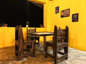 The Tigers Hill Retreat,,3 star
