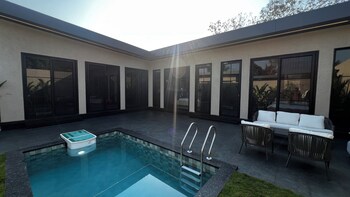 Finding Life House By Jumbo Holidayz,,2 star