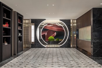 hualuxe zhongshan city center