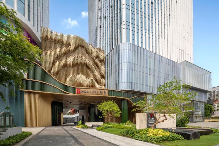 hualuxe zhongshan city center