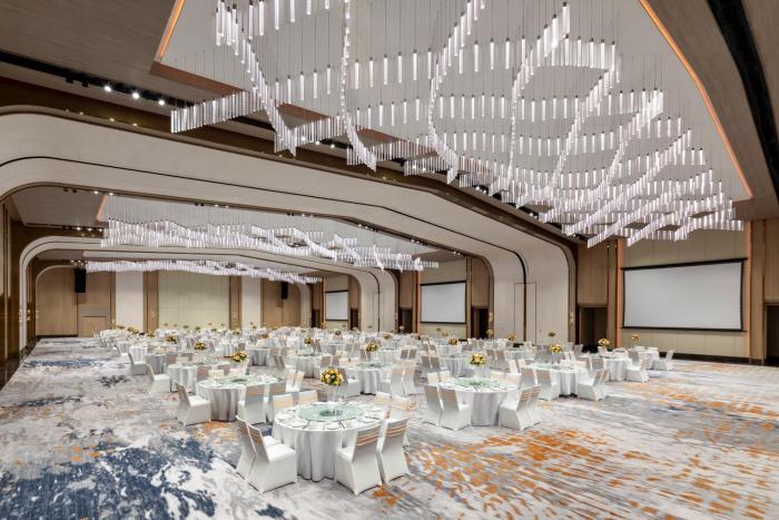 hualuxe zhongshan city center