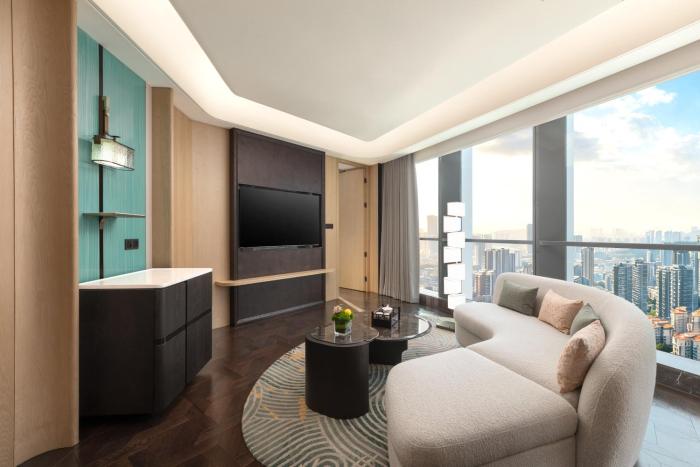 hualuxe zhongshan city center