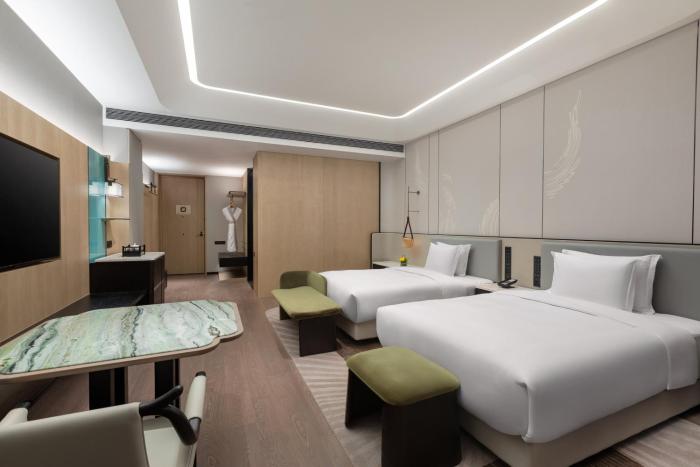 hualuxe zhongshan city center