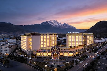 wyndham lijiang yulong