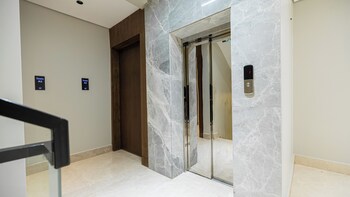 luxury two bedroom apartment al rawdha