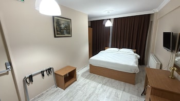 lion stone hotel