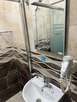 lion stone hotel