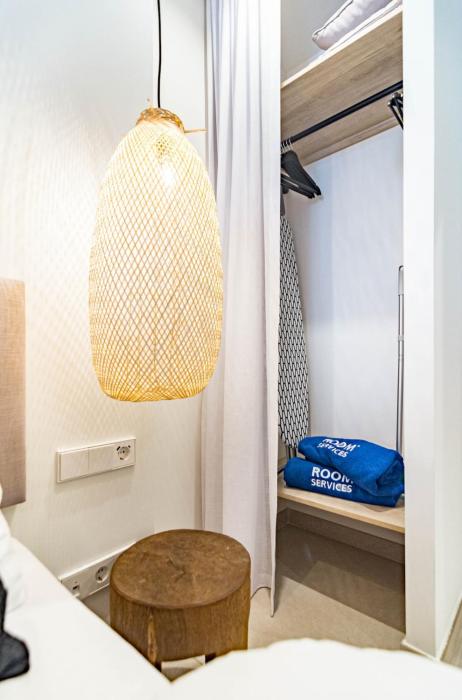 a7 seaclub suites by roomservices