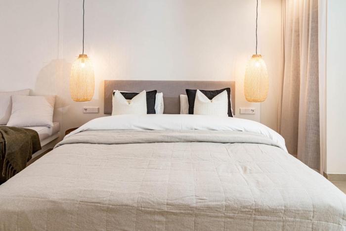 a7 seaclub suites by roomservices