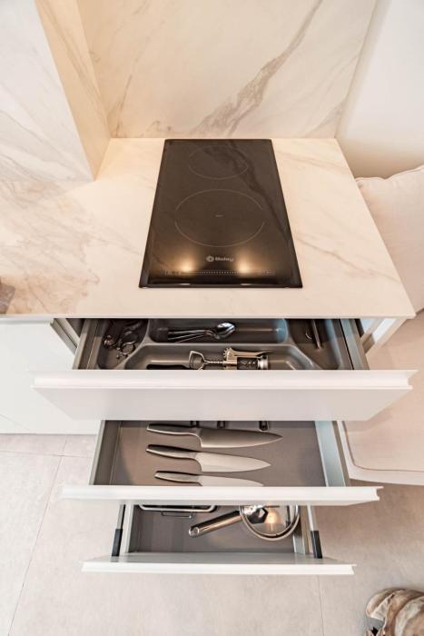 a7 seaclub suites by roomservices