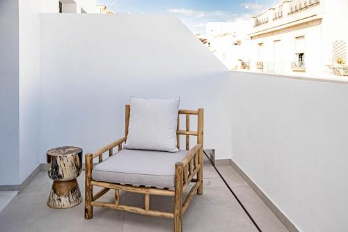 a7 seaclub suites by roomservices