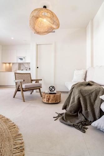 a7 seaclub suites by roomservices