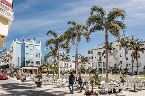 a7 seaclub suites by roomservices
