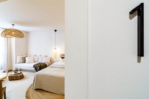 a7 seaclub suites by roomservices