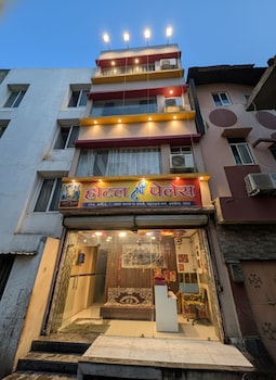 hotel shree palace
