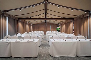 power stone hotel chengdu kuanzhai alley branch