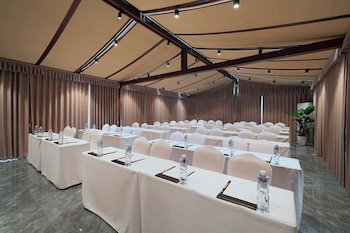 power stone hotel chengdu kuanzhai alley branch
