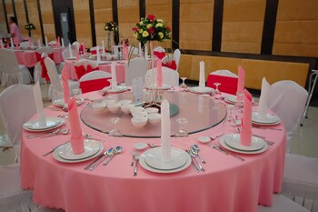 aanda plaza hotel