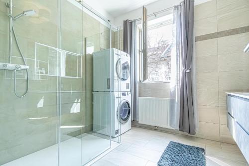 sweet 2br 1lr apartment donaustadt