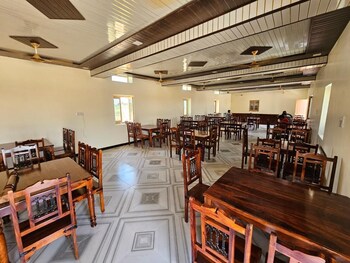 Royal Sand Desert Resort,,3 star