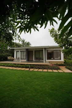 elivaas energise soul retreat
