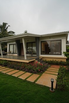 elivaas energise soul retreat