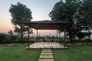 elivaas energise soul retreat