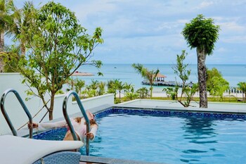 xanadu international resort