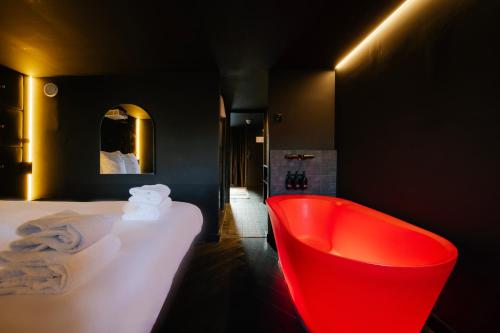 supper boutique suites