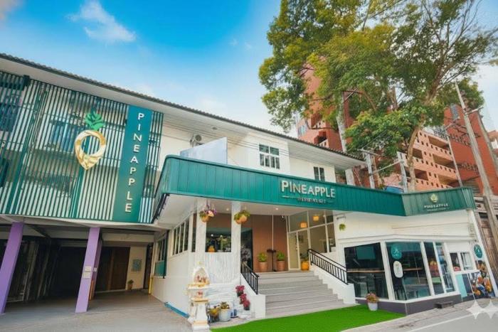 pineapple residence pattaya