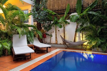 samaya boutique and cuisine