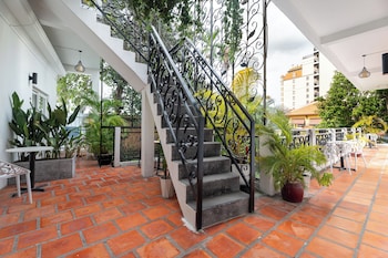 samaya boutique and cuisine