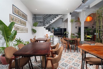 samaya boutique and cuisine