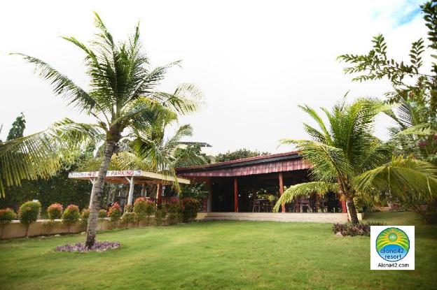 alona42 resort