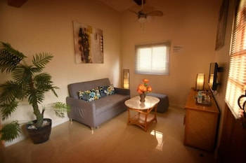 Alona42 Resort,Cebu>>Bohol,3 star