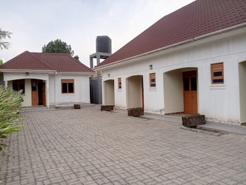 prestige suites kamwenge