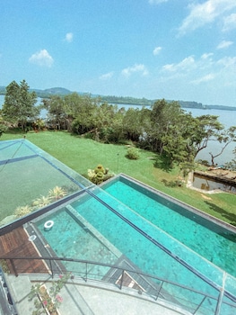 zen koggala lakefront boutique retreat